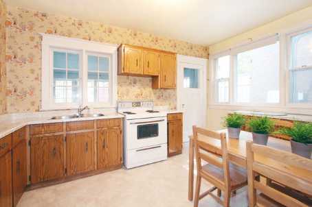 Kitchen renovation 'before' photo
